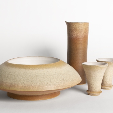 Set Menaje Arena (jarras + cuencos + platos + vasos)